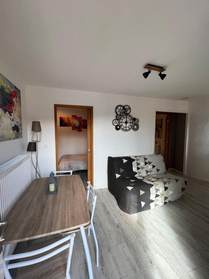 Charmant Appartement Calme Et Lumineux Chateauvieux  外观 照片