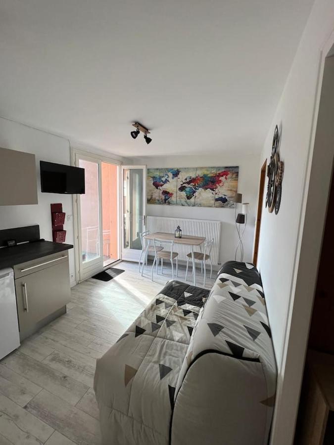 Charmant Appartement Calme Et Lumineux Chateauvieux  外观 照片
